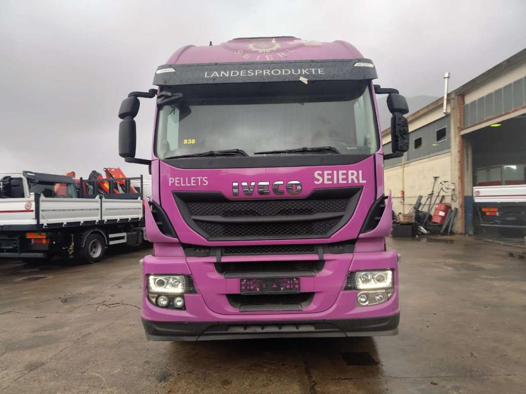 Iveco STRALIS 320S46 Photo 23