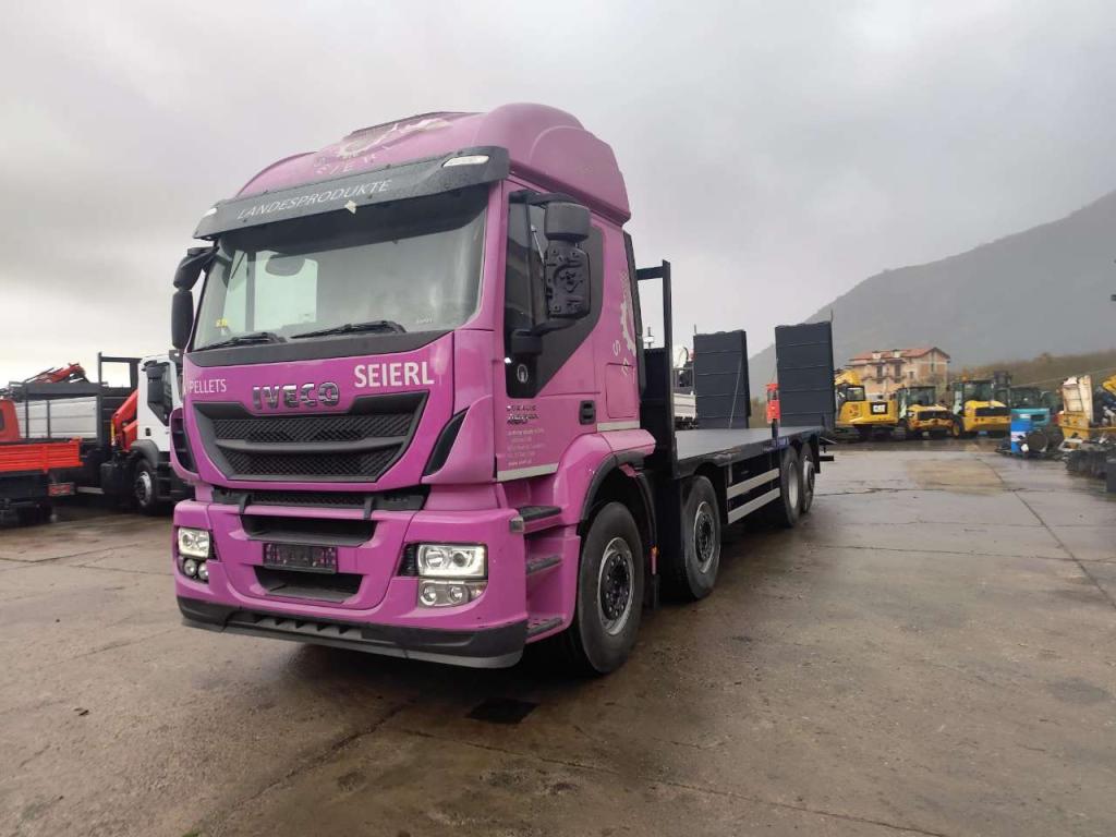 Iveco STRALIS 320S46 Photo 24