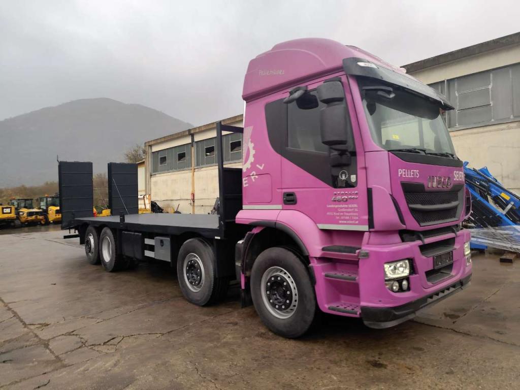 Iveco STRALIS 320S46 Photo 29