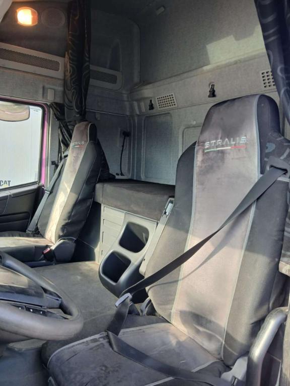 Iveco STRALIS 320S46 Photo 4