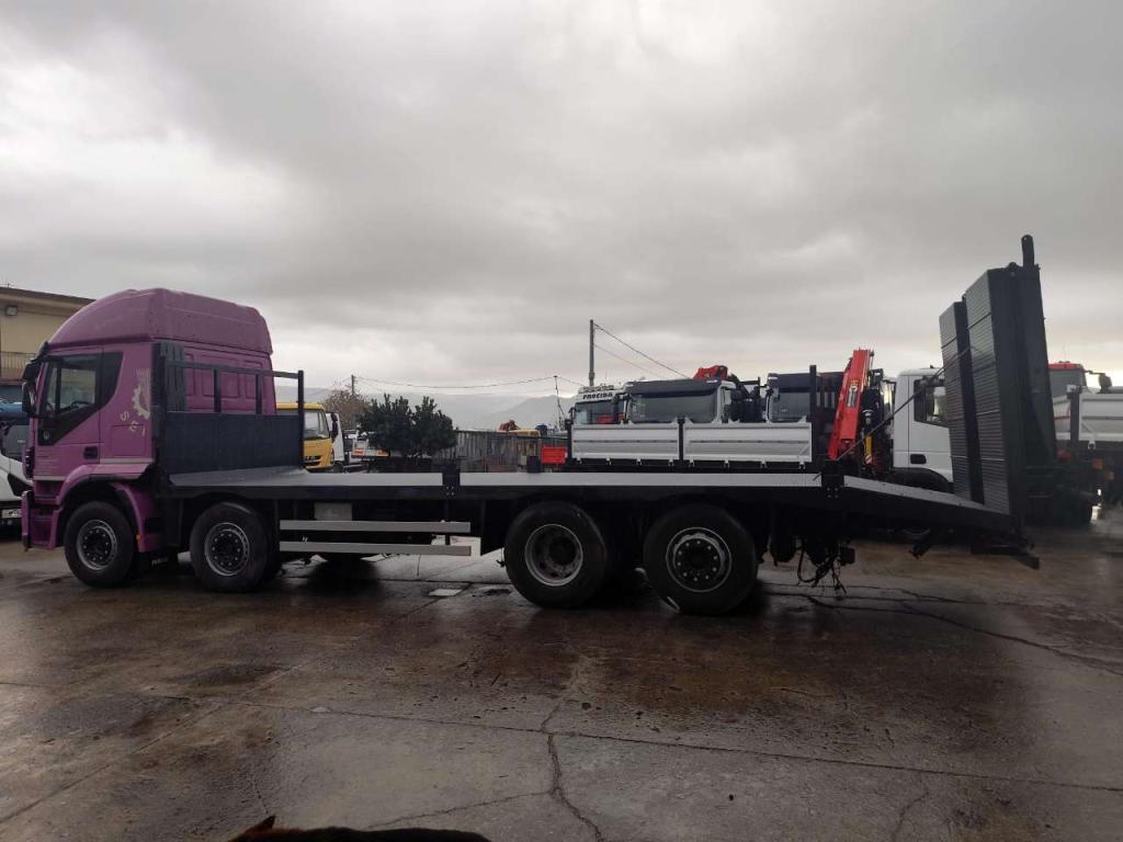 Iveco STRALIS 320S46 Photo 8