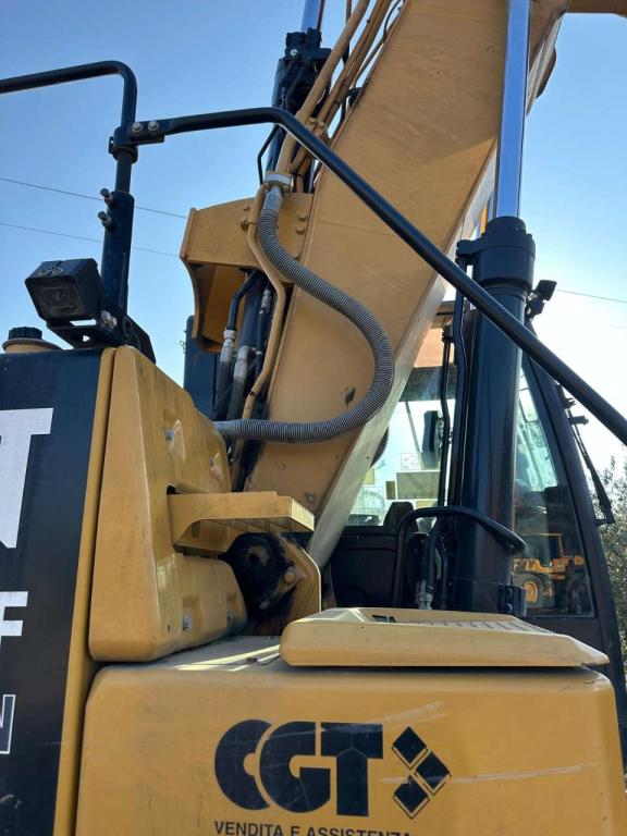 Caterpillar 323FLN Photo 19