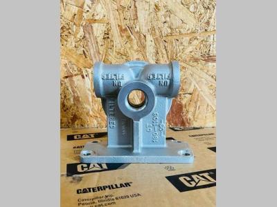 Engine oil filter mount for Caterpillar C7, 3512 sold by Duranti s.a.s.