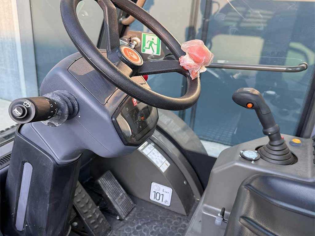 Ausa T144H Photo 8