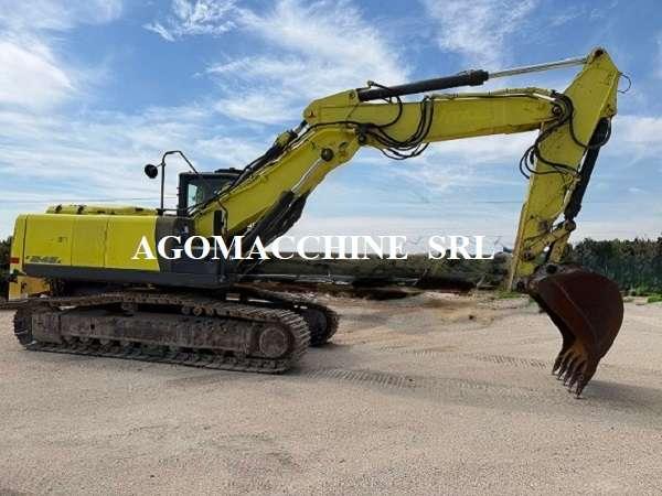 New Holland E245C Photo 5