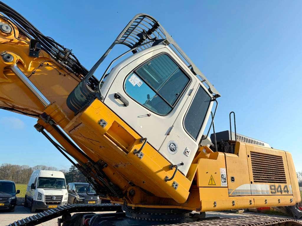 Liebherr R944C UHD - 23 Meter Demolition Hydr Undercarriage Photo 24