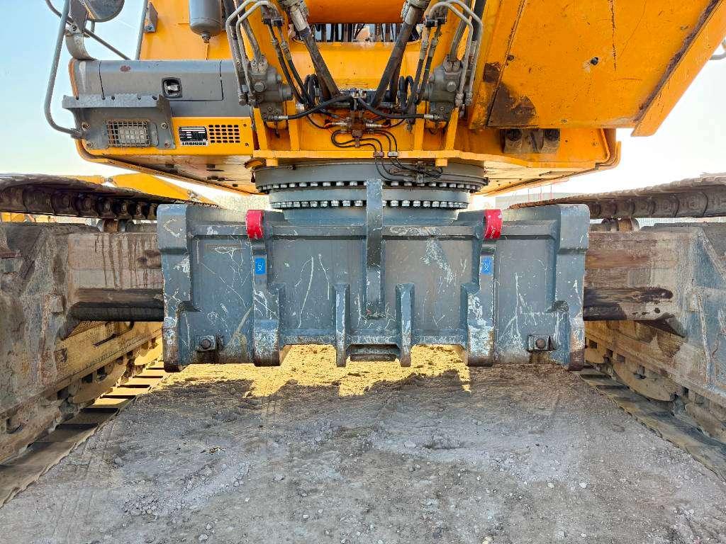 Liebherr R944C UHD - 23 Meter Demolition Hydr Undercarriage Photo 9
