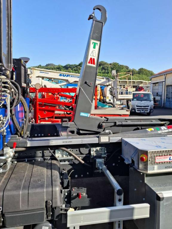 Iveco ML180E32 K Photo 12