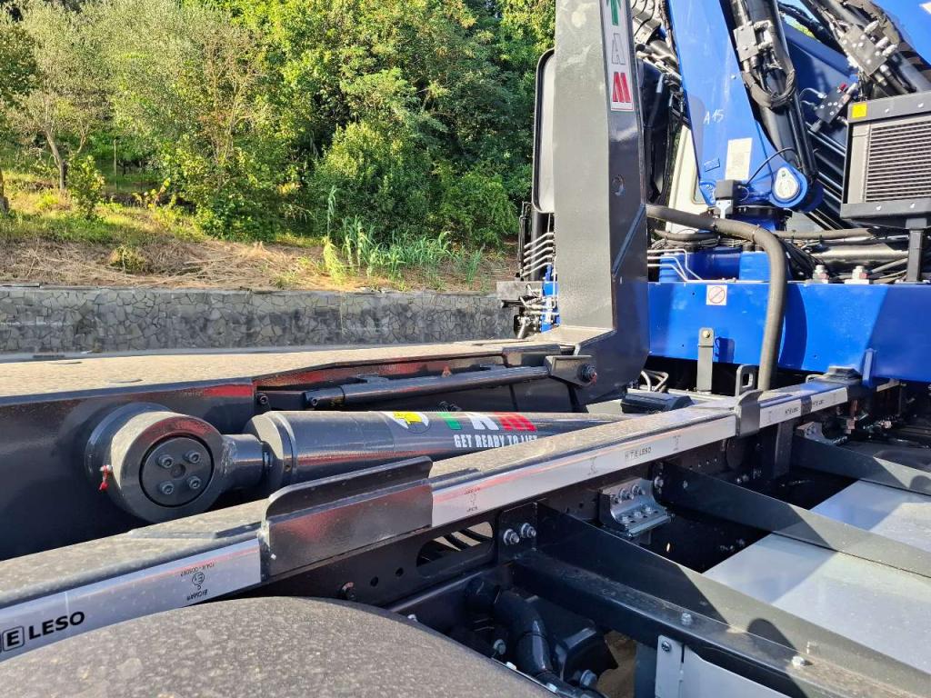 Iveco ML180E32 K Photo 5
