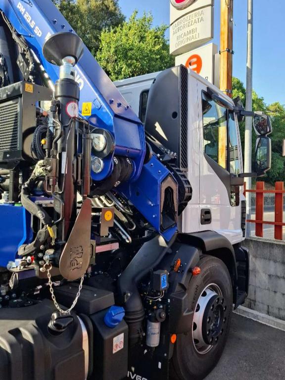 Iveco ML180E32 K Photo 8