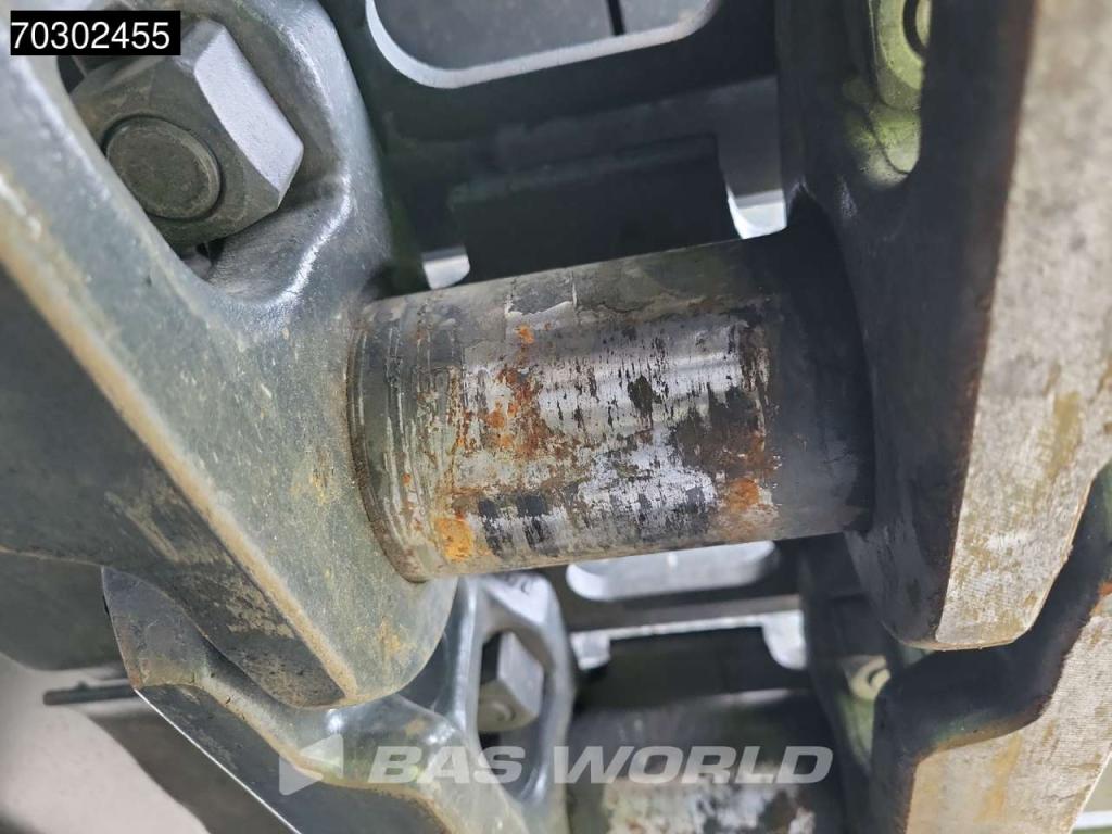 Hyundai R340L New Photo 30