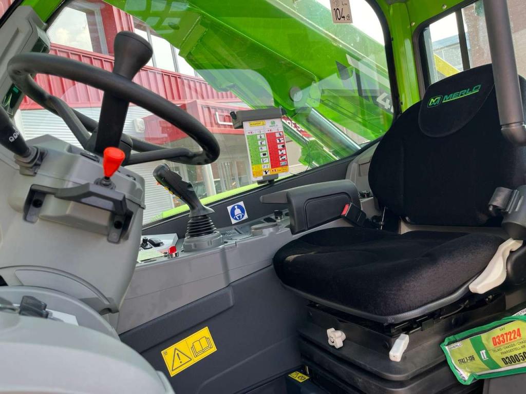 Merlo TF42.7 Photo 11
