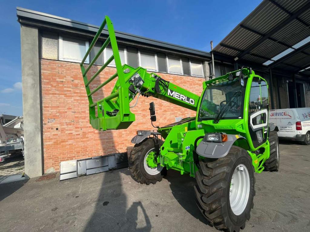 Merlo TF42.7 Photo 3