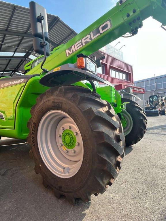 Merlo TF42.7 Photo 7