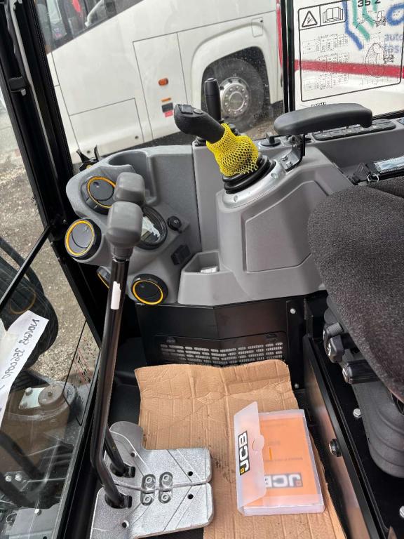 JCB 35Z-1 Photo 15
