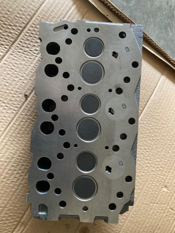 3TNE68 Cylinder head for Ammann Yanmar B-15-3 Photo 1