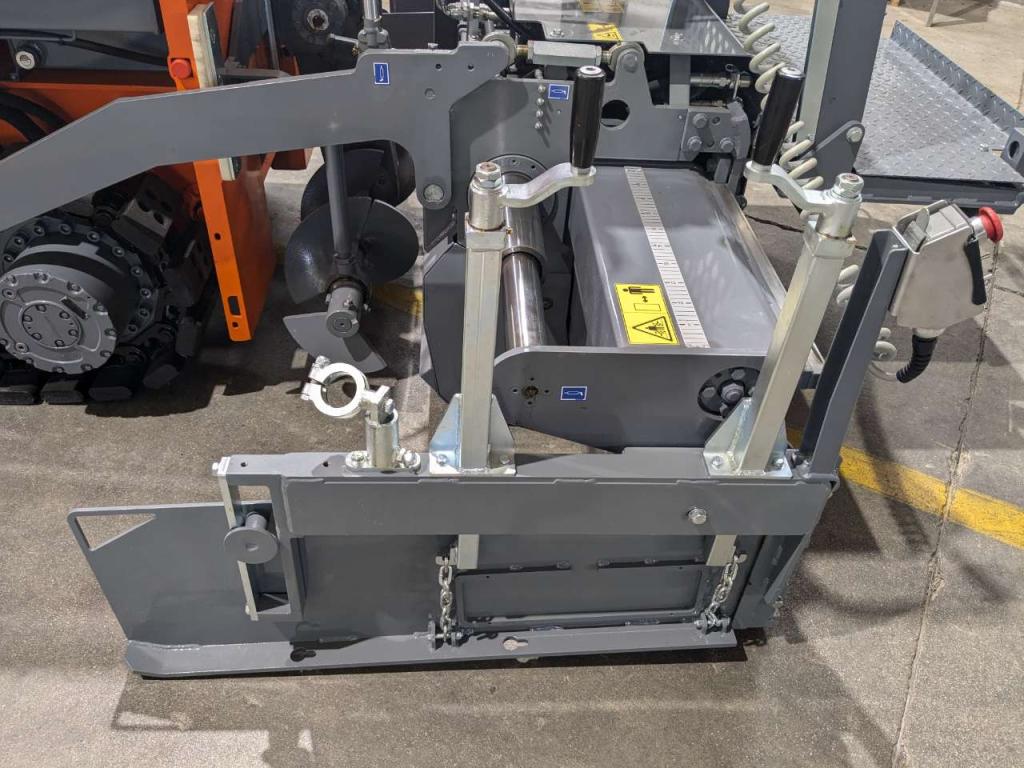 CM F220T Photo 10