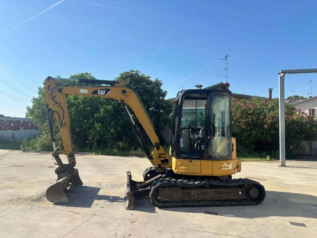 Caterpillar 305C Photo 4