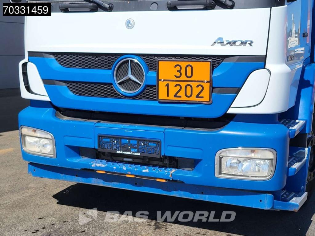 Mercedes-Benz Axor 1833 4X2 Tank Truck 3 Compartments Euro 5 Photo 8