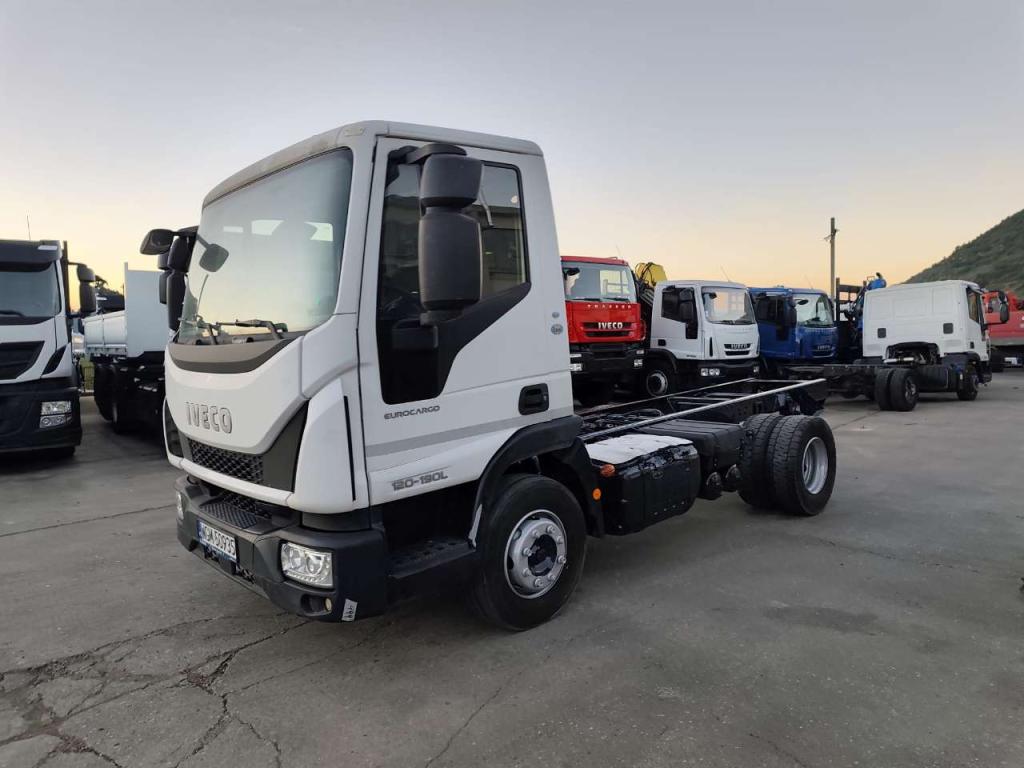 Iveco EUROCARGO 120-190L Photo 30