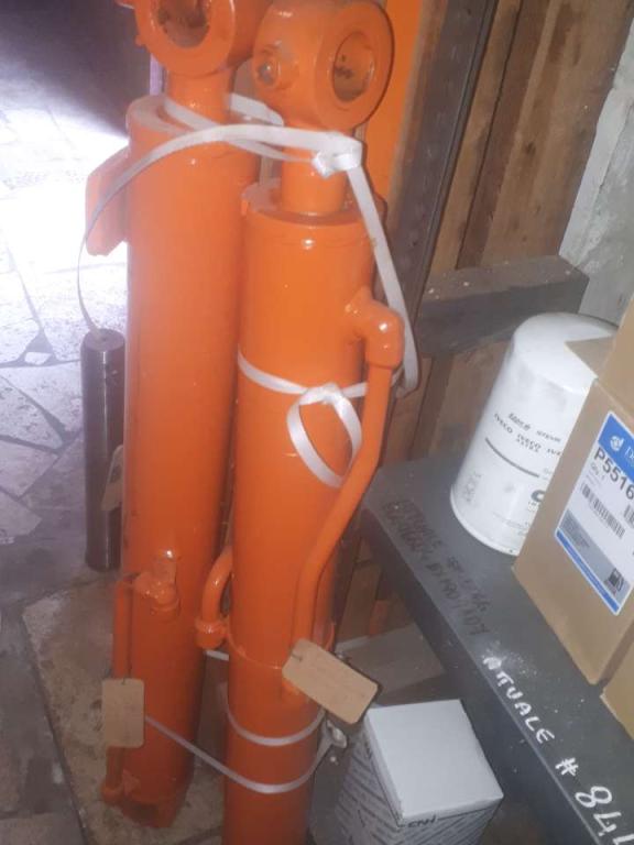 Arm cylinder (stick) for Doosan DX35Z Photo 1