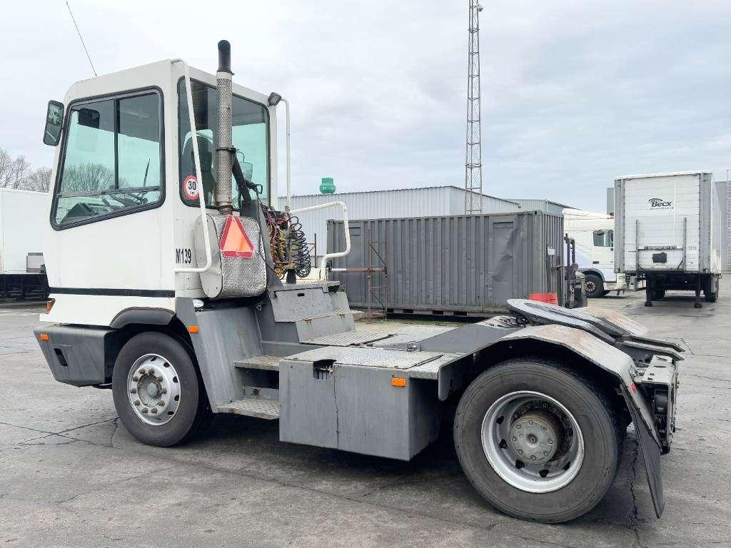 Terberg YT222 - Dutch truck / Automatic / 55t Payload Photo 2