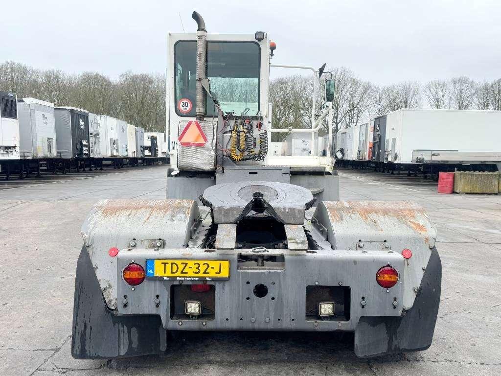 Terberg YT222 - Dutch truck / Automatic / 55t Payload Photo 3