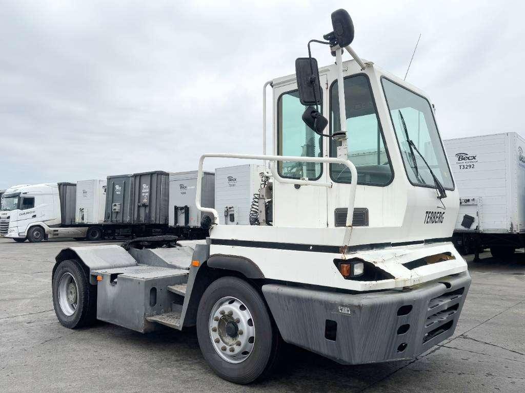 Terberg YT222 - Dutch truck / Automatic / 55t Payload Photo 5