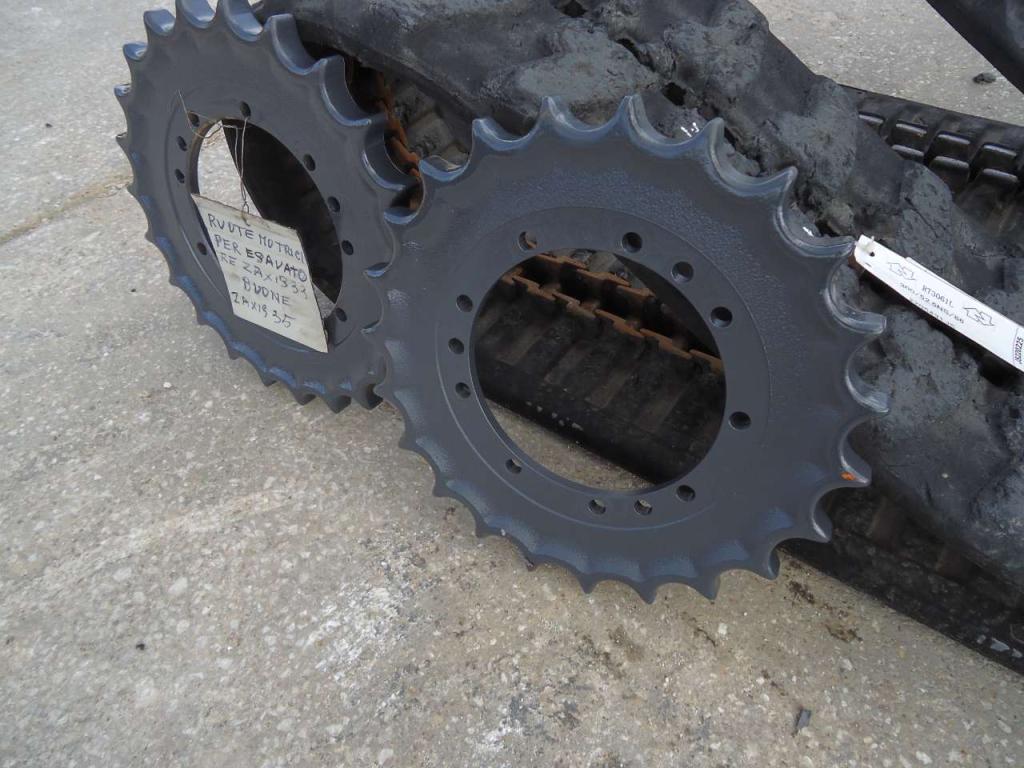 Sprocket for Hitachi ZX33 - ZX35 Photo 2