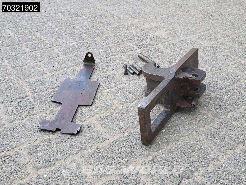 Kubota KX080-4 Photo 17
