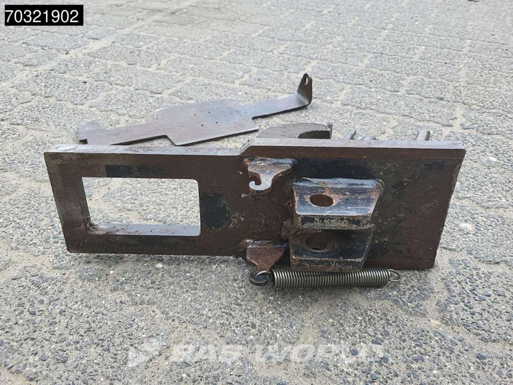 Kubota KX080-4 Photo 18