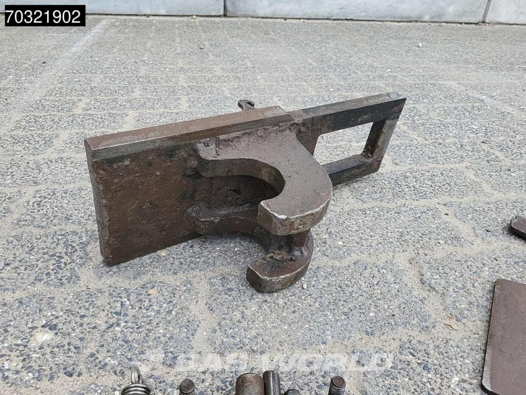 Kubota KX080-4 Photo 19
