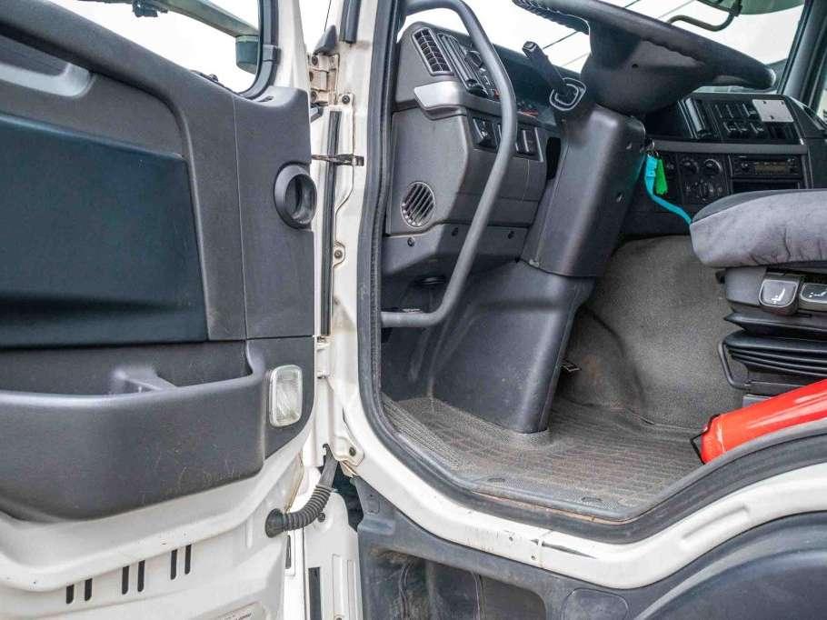 Volvo FM 330+10 pneus/tires-intarder Photo 8