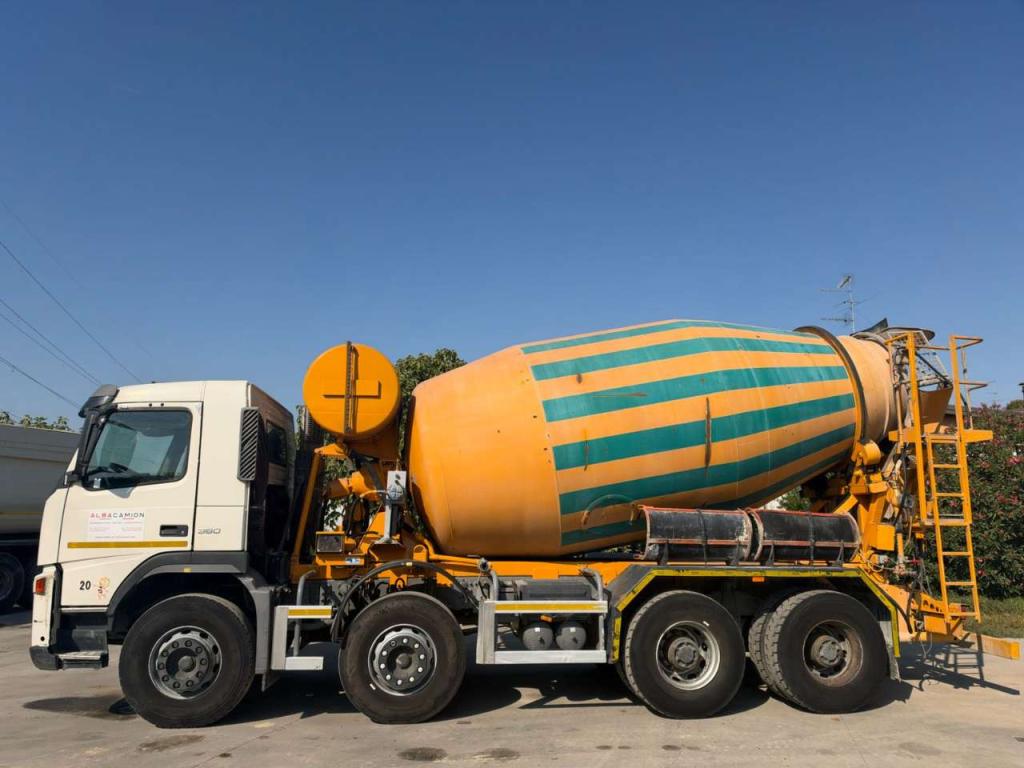 Volvo FM12 380 Photo 4