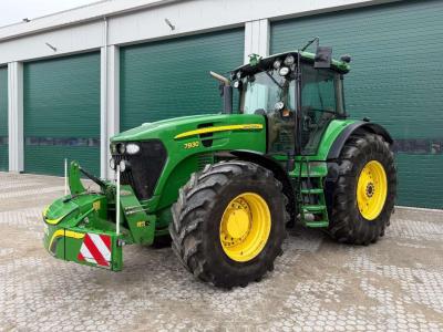 John Deere 7930 PowerQuad - Front PTO sold by JN Machines BV