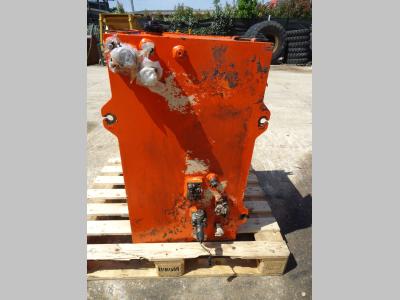 Oil tank for Fiat Kobelco/Fiat Hitachi W270 sold by OLM 90 Srl