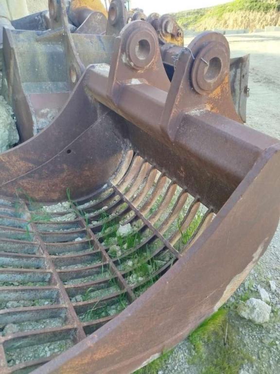 Fiat Hitachi BENNE Photo 8