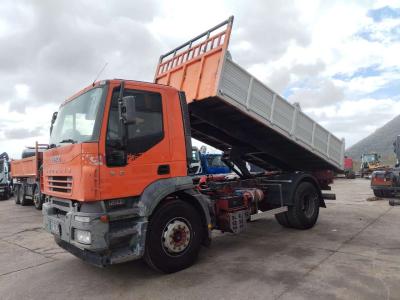 Iveco STRALIS AD 190S31K sold by Procida Macchine S.r.l.