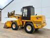 Caterpillar Zeppelin ZL10B - Bucket + Forks / Quick Coupler Photo 3 thumbnail