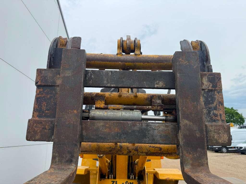 Caterpillar Zeppelin ZL10B - Bucket + Forks / Quick Coupler Photo 17