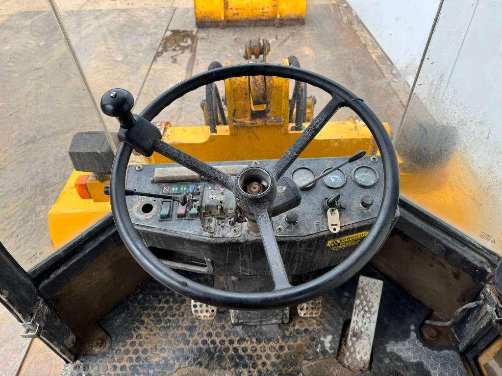 Caterpillar Zeppelin ZL10B - Bucket + Forks / Quick Coupler Photo 9