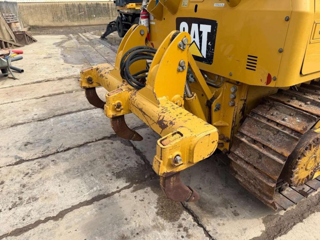 Caterpillar D3K2 XL Ripper Photo 20