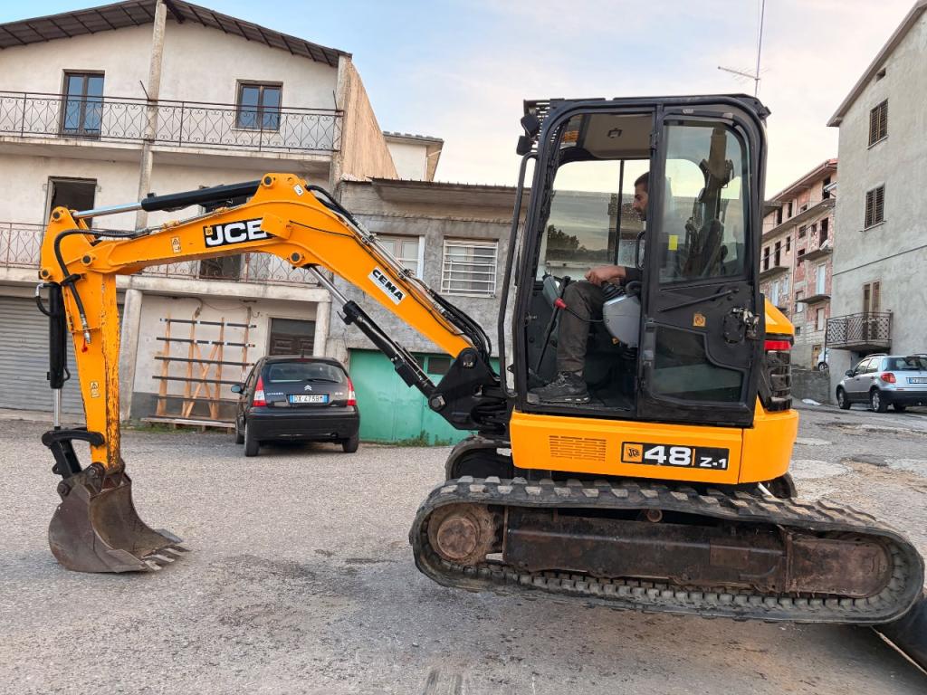 JCB 48 z 1 Photo 13