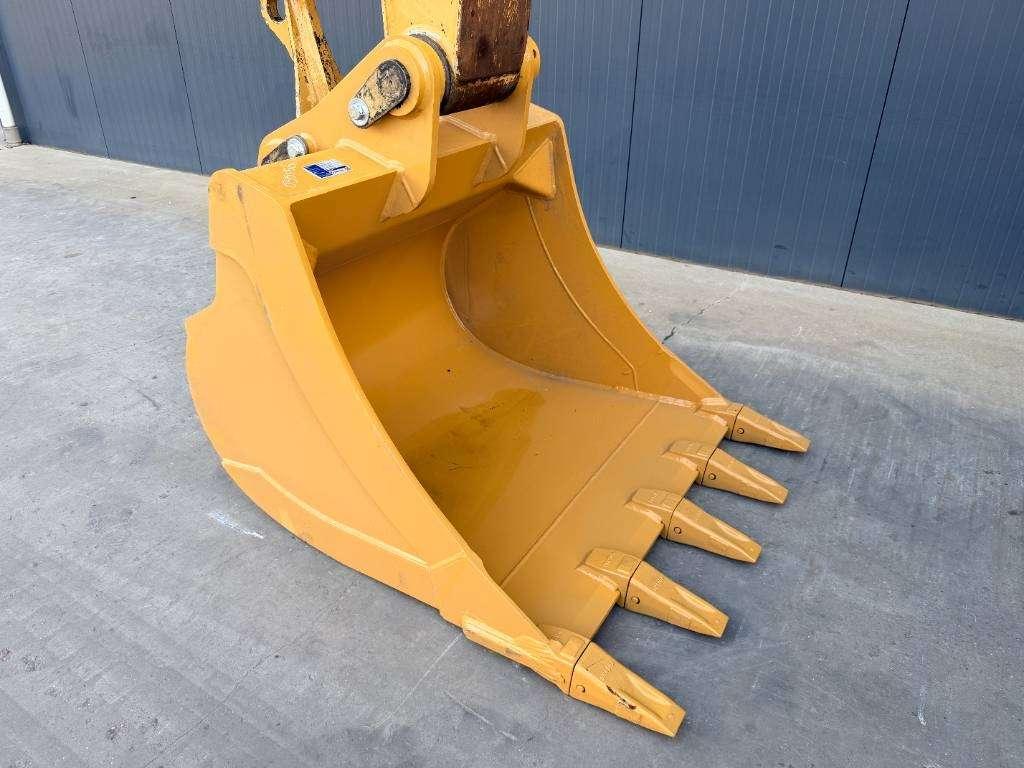 Caterpillar M318C Photo 21
