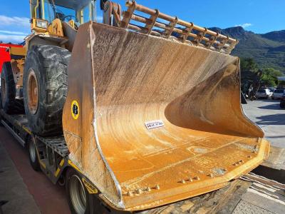 pin-on 2900 mm for Volvo L110, 120 Loader bucket sold by Balavto