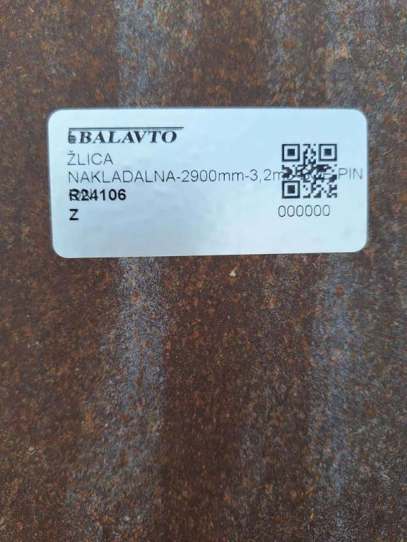 pin-on 2900 mm for Volvo L110, 120 Loader bucket Photo 9