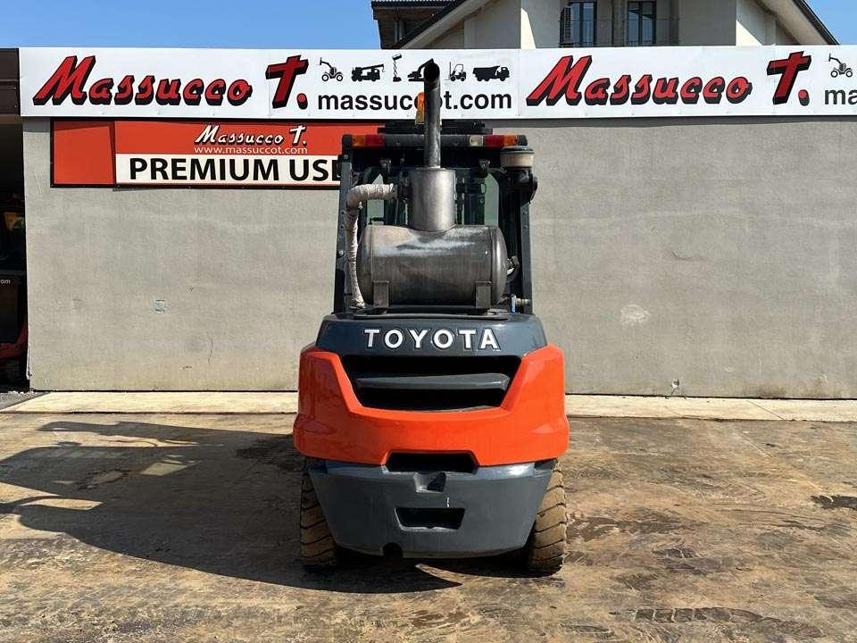 Toyota 408FD45N Photo 19