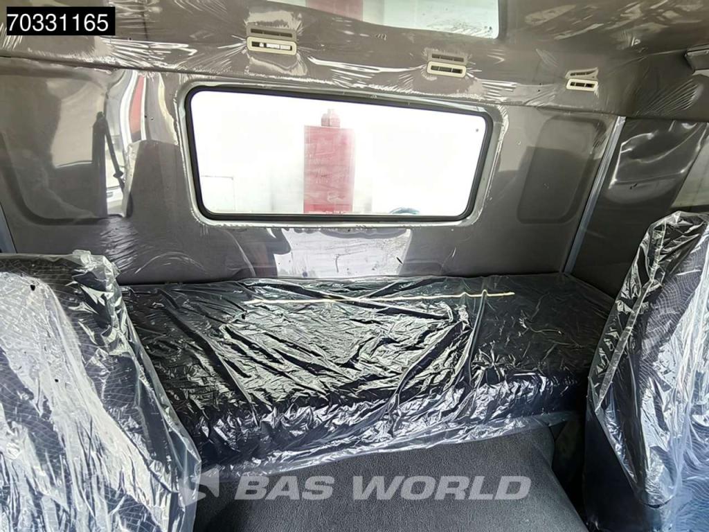 Sinotruk HOWO 371 6X4 Photo 22