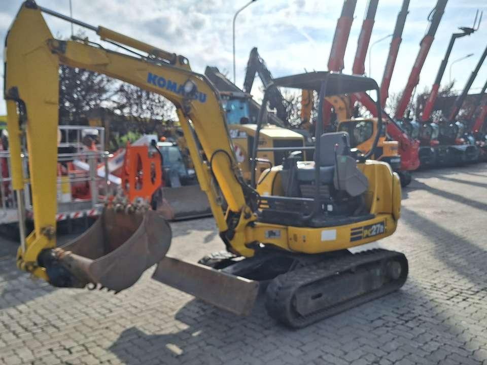 Komatsu PC27R-8 Photo 6
