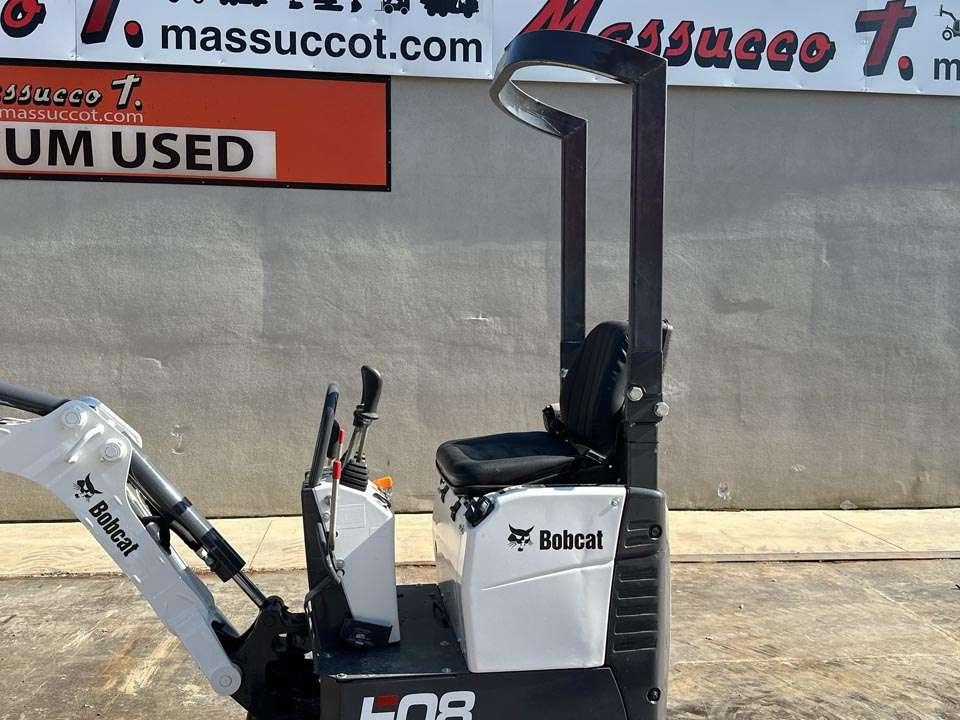 Bobcat E08 Photo 12